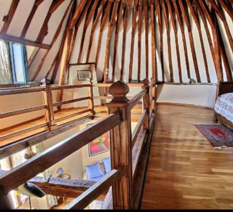 Tour de Bablou - insolite Allouis Extérieur photo